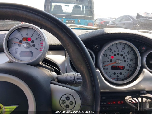 2006 MINI COOPER WMWRC33586TK73439 Photo 6