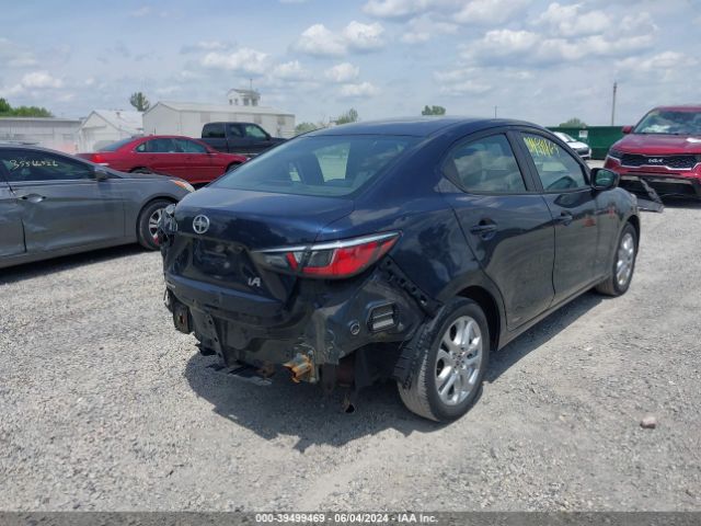 3MYDLBZV0GY131417 Scion IA