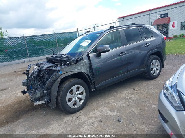 Toyota RAV4 LE 2019 JTMG1RFV8KJ002885 Image 2