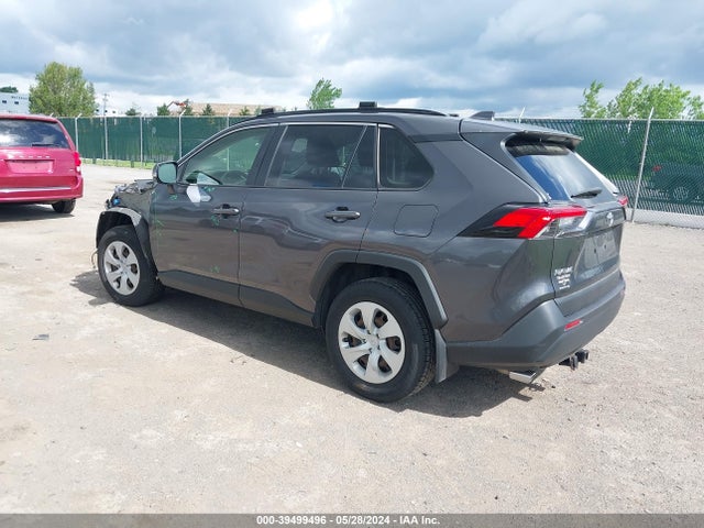 Toyota RAV4 LE 2019 JTMG1RFV8KJ002885 Image 3