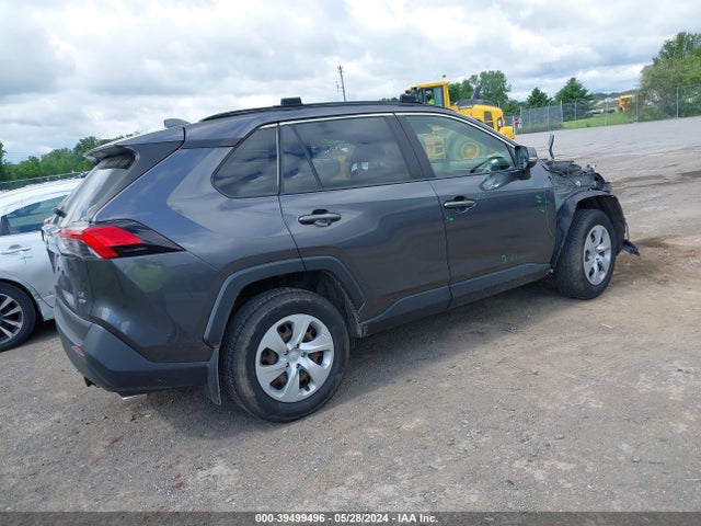 Toyota RAV4 LE 2019 JTMG1RFV8KJ002885 Image 4