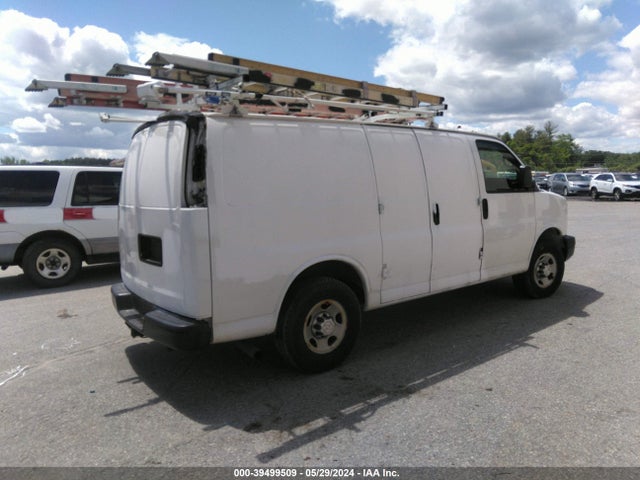 Chevrolet Express 2500 Work Van 2015 1GCWGFCF4F1169272 Image 4