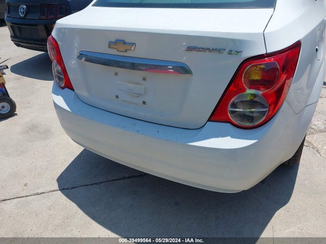 Chevrolet Sonic Lt Auto 2014 1G1JC5SH3E4163133 Image 6