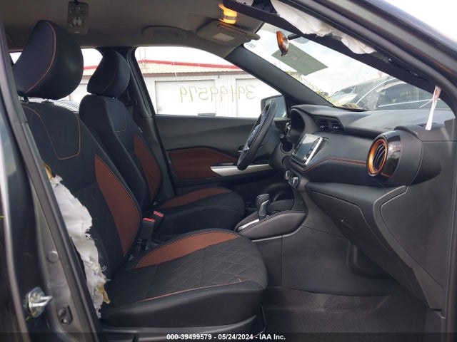Nissan KICKS SR 2018 3N1CP5CU5JL502966 Image 5