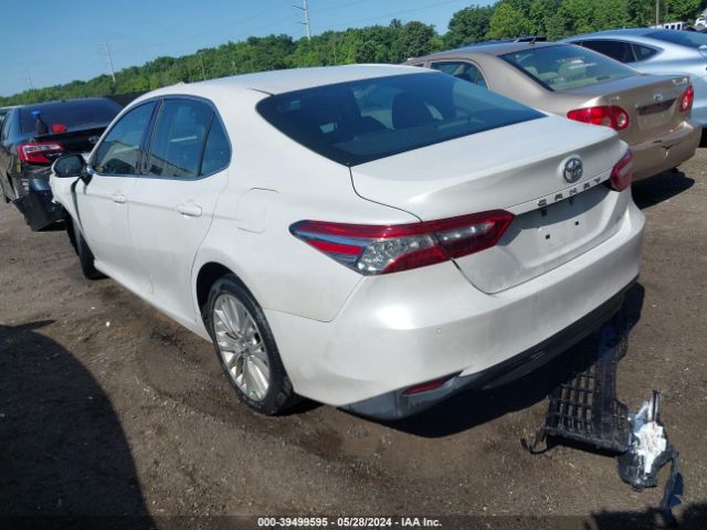 4T1B11HK5JU085666 Toyota CAMRY XLE