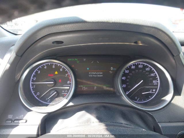 4T1B11HK5JU085666 Toyota CAMRY XLE