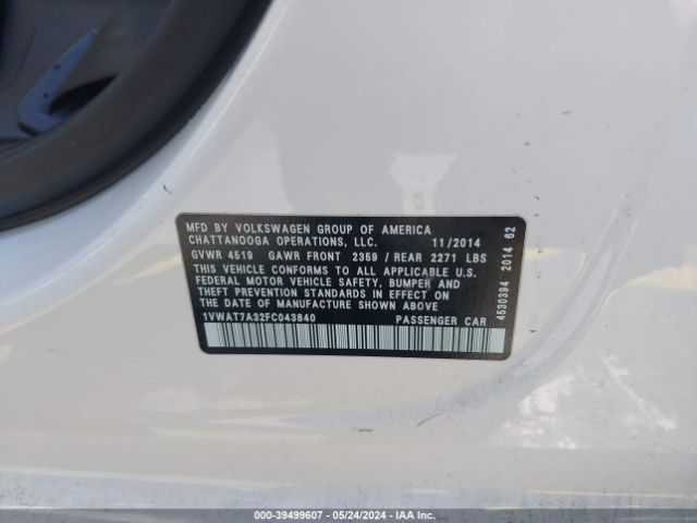 1VWAT7A32FC043840 Volkswagen Passat 1.8t Wolfsburg Edition