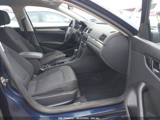 1VWAT7A32EC038099 Volkswagen Passat 1.8t S