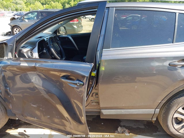 Toyota RAV4 LE 2017 JTMBFREV1HJ132058 Image 14