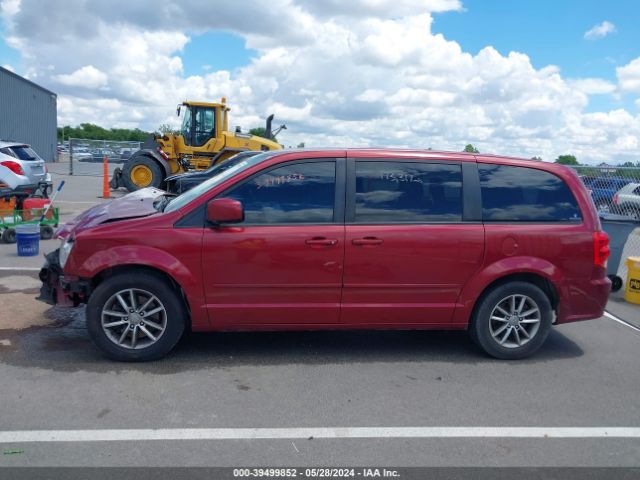 2C4RDGBG5FR653050 Dodge Grand Caravan Se Plus