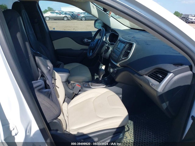Jeep Cherokee Latitude 2016 1C4PJMCS1GW334240 Image 5