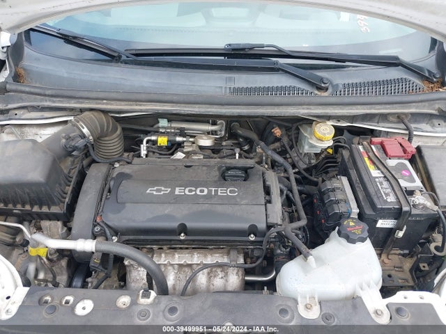 Chevrolet Sonic Ls Auto 2014 1G1JA5SHXE4226380 Image 10
