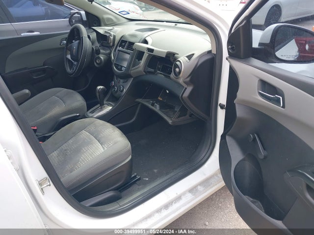 Chevrolet Sonic Ls Auto 2014 1G1JA5SHXE4226380 Image 5