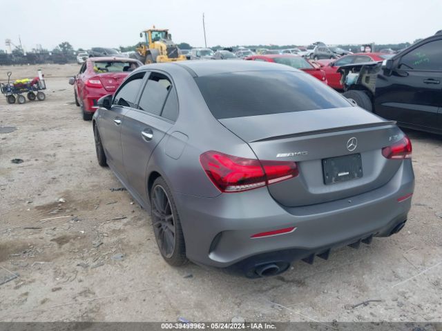 2021 MERCEDES-BENZ AMG A 35 W1K3G5BB5MJ278886 Photo 2