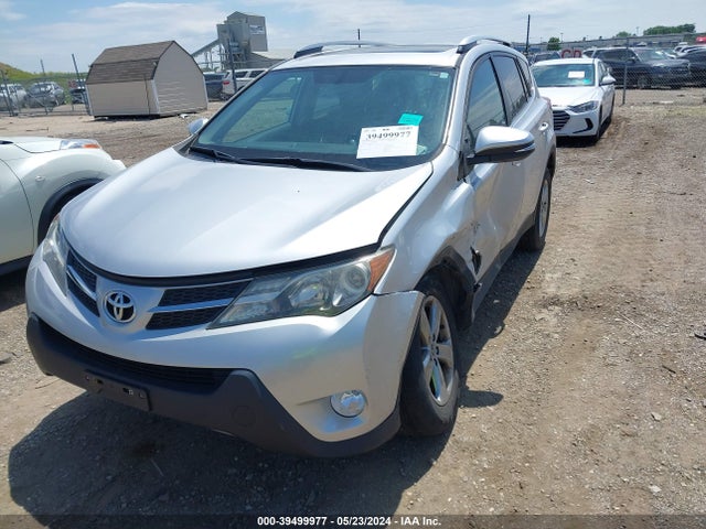 Toyota Rav4 Xle 2015 2T3RFREV0FW373431 Image 2