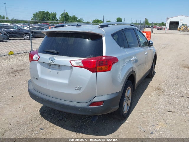 Toyota Rav4 Xle 2015 2T3RFREV0FW373431 Image 4