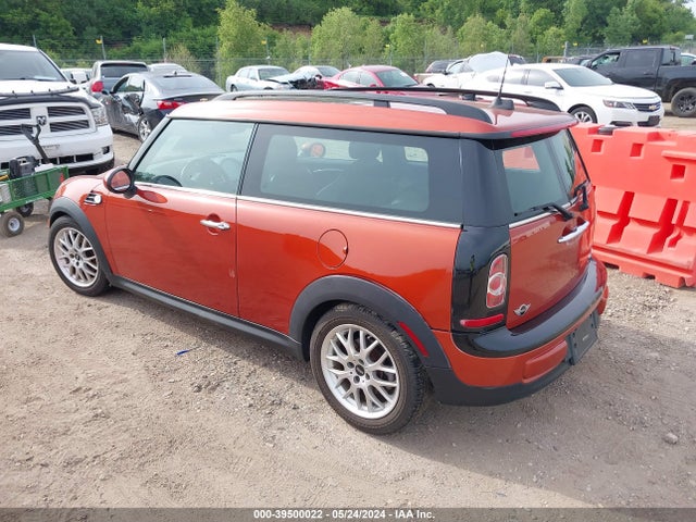 2012 MINI COOPER CLUBMAN WMWZF3C52CT488804 Photo 2