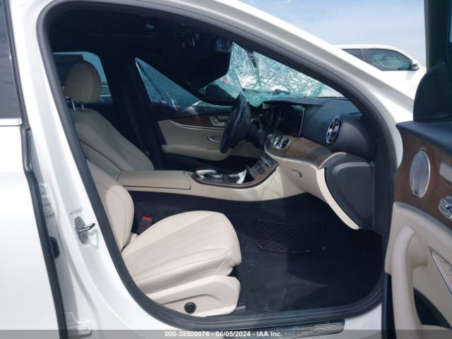 WDDZF4JB1JA407033 Mercedes-Benz E 300