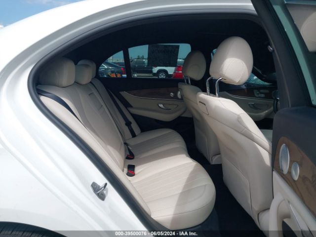 WDDZF4JB1JA407033 Mercedes-Benz E 300