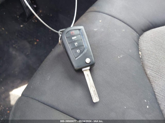 Toyota CAMRY LE 2021 4T1C11AK7MU536728 Image 11