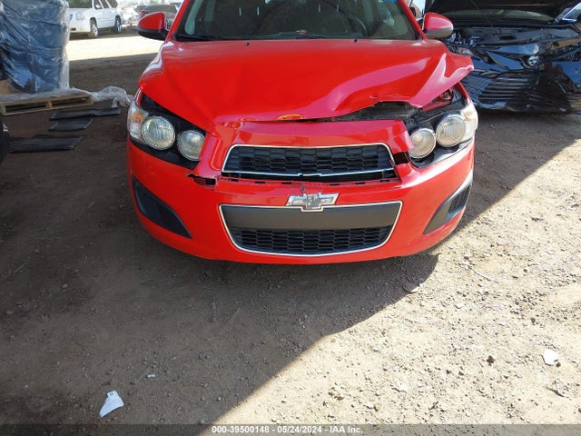 Chevrolet Sonic Lt Auto 2015 1G1JC5SH0F4124467 Image 6