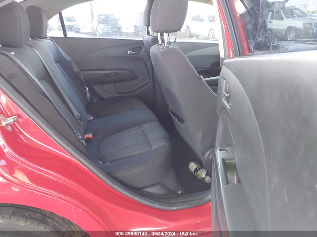 Chevrolet Sonic Lt Auto 2015 1G1JC5SH0F4124467 Image 8