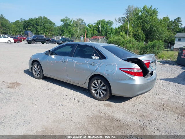 Toyota CAMRY XLE 2015 4T1BF1FK5FU965567 Image 3