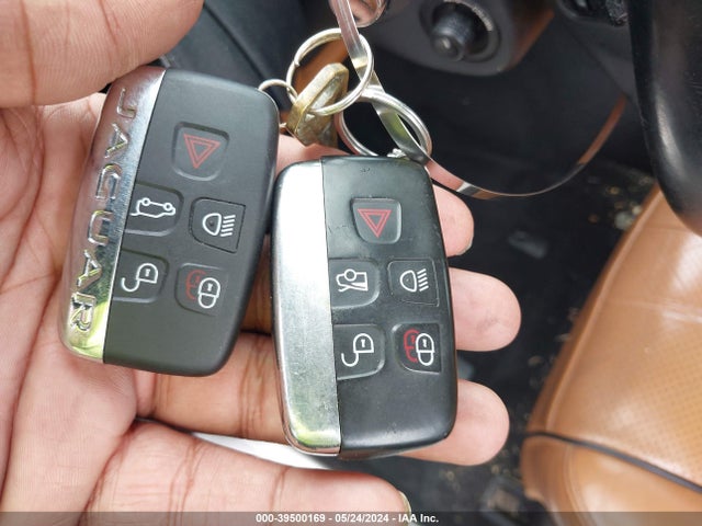 2013 JAGUAR XJ SAJWJ2GD0D8V44888 Photo 10