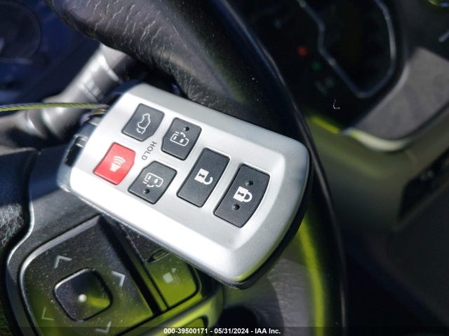 Toyota SIENNA XLE 2020 5TDDZ3DC8LS244865 Image 11
