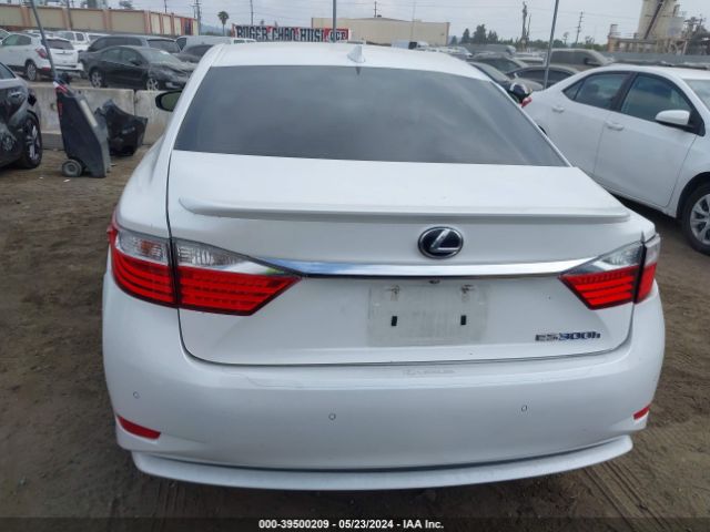 JTHBW1GG8F2091806 Lexus ES 300H