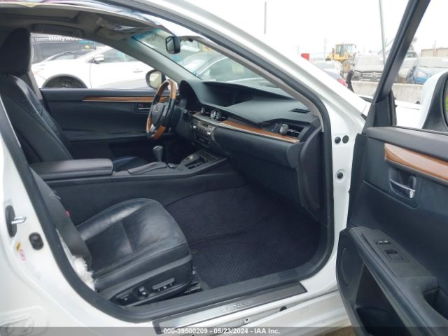 JTHBW1GG8F2091806 Lexus ES 300H