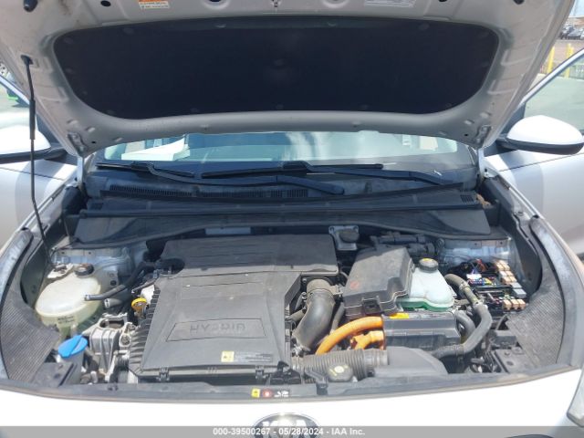 KNDCB3LC1J5116908 KIA NIRO LX