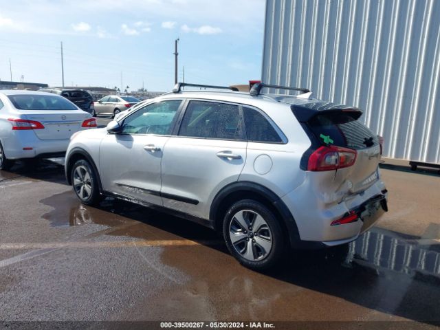 KNDCB3LC1J5116908 KIA NIRO LX