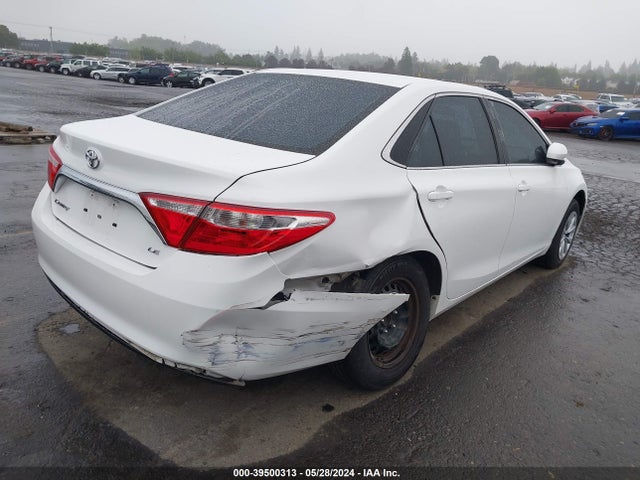Toyota CAMRY LE 2015 4T1BF1FK9FU115277 Image 4