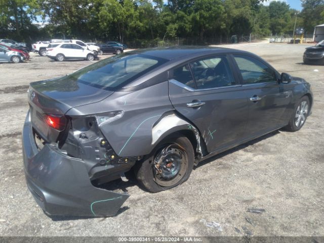 1N4BL4BV4NN334743 Nissan Altima S Fwd