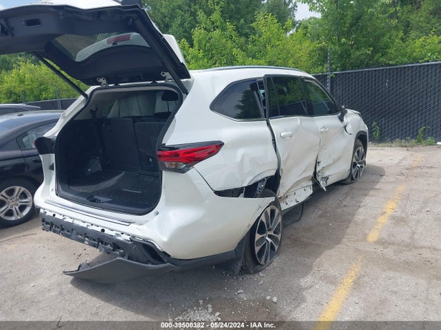 Toyota Highlander Xle 2020 5TDHZRBH3LS053101 Image 4