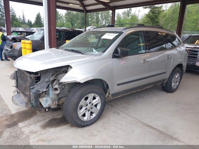 Chevrolet Traverse Ls 2014 1GNKVFED7EJ273485 Image 2