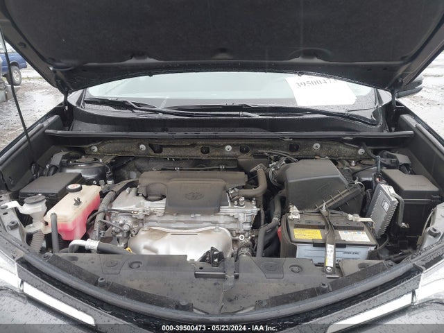 Toyota Rav4 Xle 2018 JTMRFREV2JJ254299 Image 10