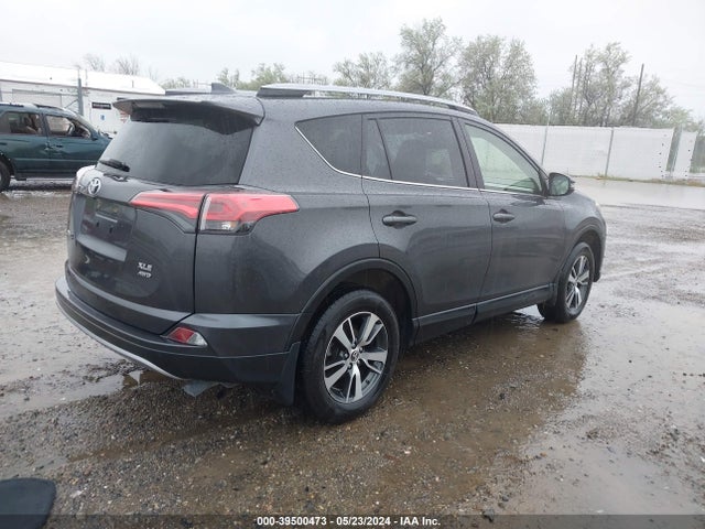 Toyota Rav4 Xle 2018 JTMRFREV2JJ254299 Image 4
