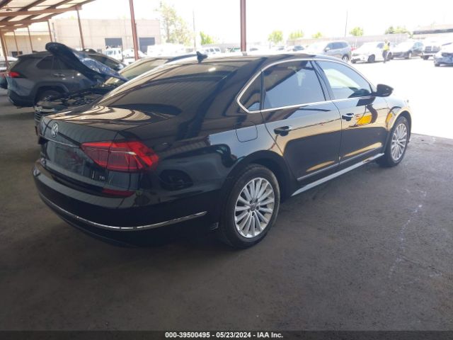 1VWBT7A37HC079529 Volkswagen Passat 1.8t Se