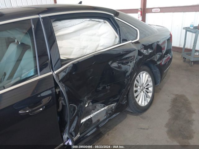 1VWBT7A37HC079529 Volkswagen Passat 1.8t Se