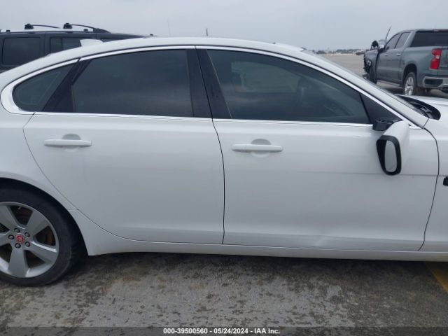 SAJBR4FX3JCY69834 Jaguar Xf 25t