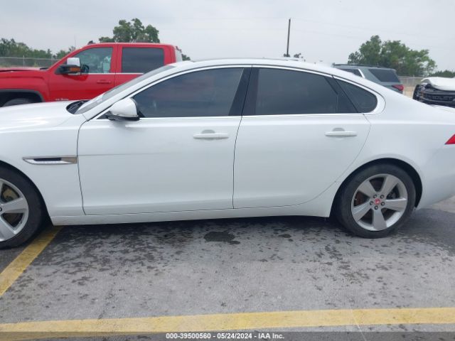 SAJBR4FX3JCY69834 Jaguar Xf 25t