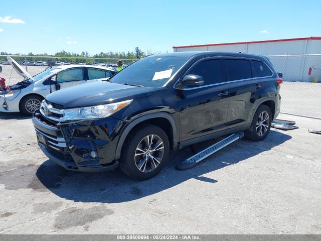 Toyota Highlander Le Plus 2019 5TDZZRFH2KS347019 Image 2