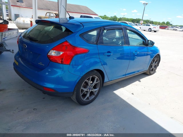 Ford FOCUS SE 2014 1FADP3K25EL174543 Image 4