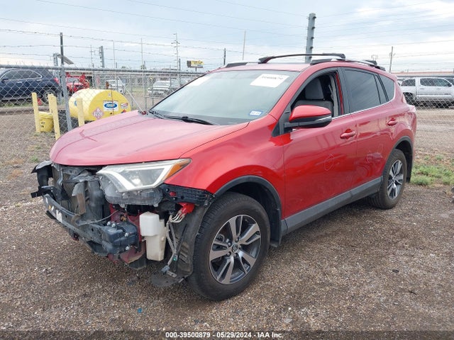 Toyota Rav4 Xle 2016 JTMWFREV6GJ095041 Image 2