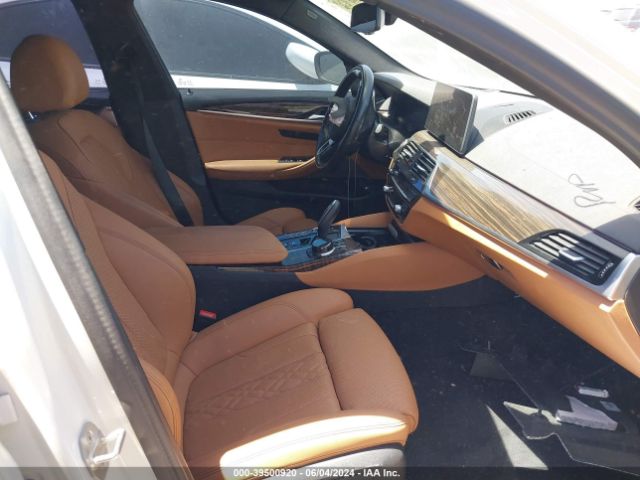 WBA13AG09NCK61685 BMW 530e