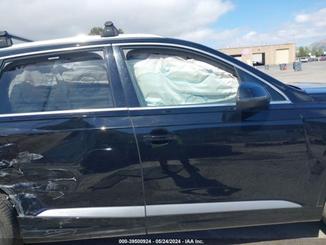WA1LHAF77KD024060 Audi Q7 45 Premium