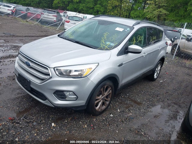 1FMCU9G99JUC41605 Ford ESCAPE SE