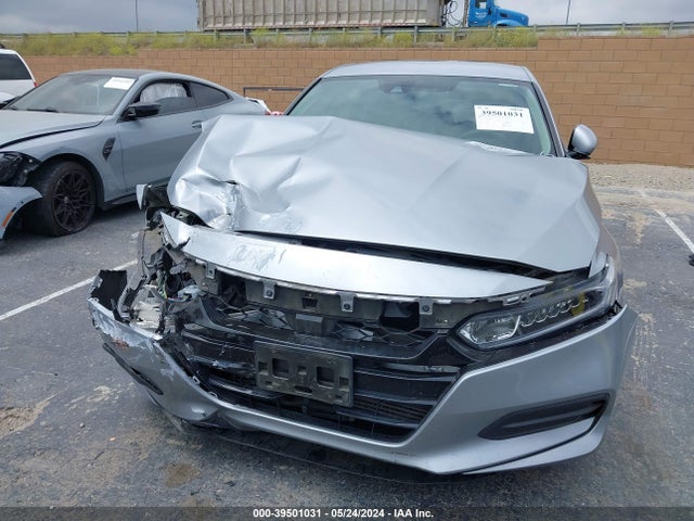 Honda ACCORD LX 2018 1HGCV1F12JA083027 Image 12